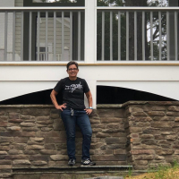 gail-on-foster-st-wall