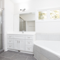 316 Russell - Master Bathroom